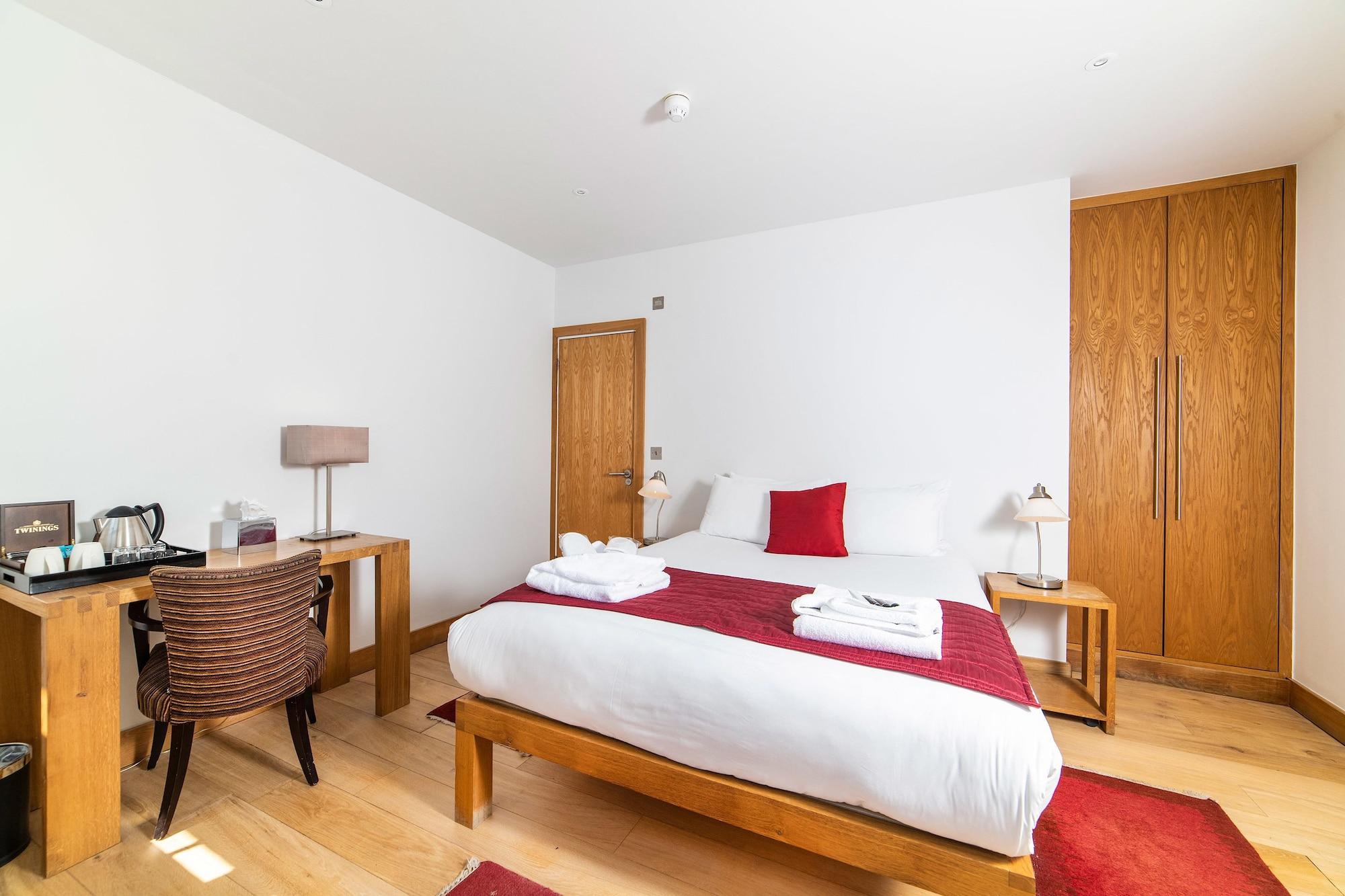 Pelham House Bed & Breakfast Луис Екстериор снимка