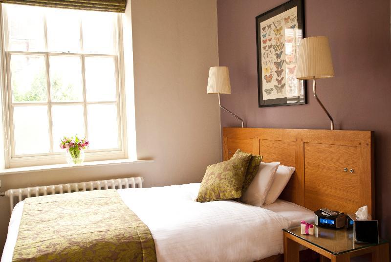 Pelham House Bed & Breakfast Луис Екстериор снимка